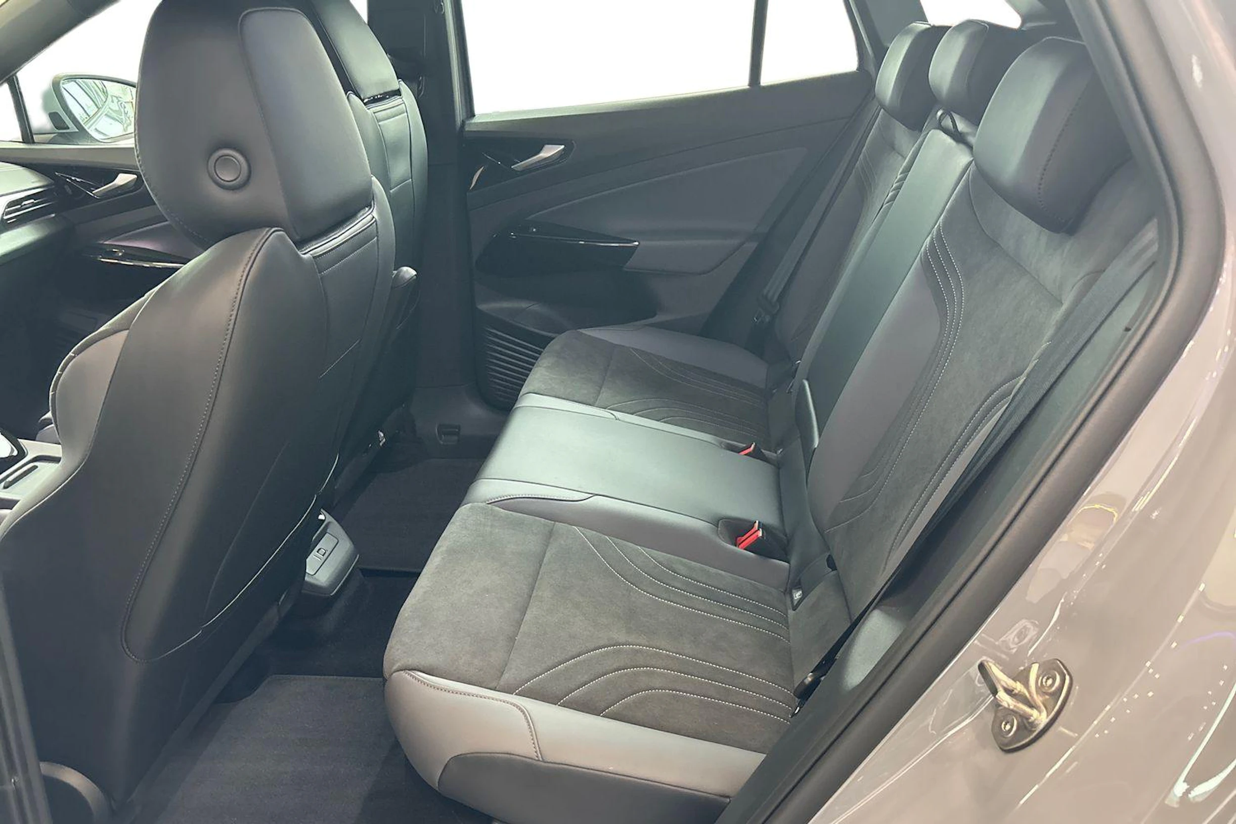 harmaa Volkswagen ID.4 2026 kuva 8.