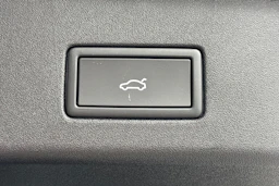 harmaa Volkswagen ID.4 2026 kuva 12.