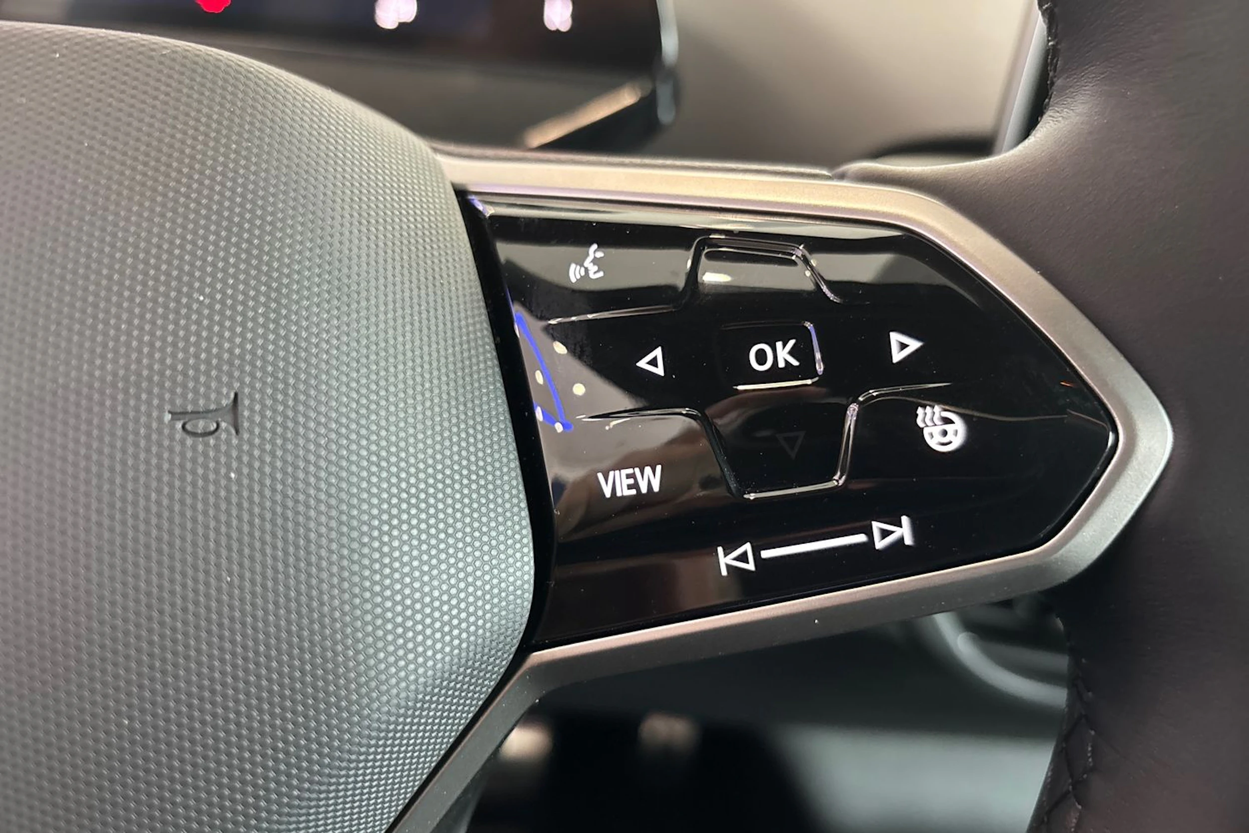 harmaa Volkswagen ID.4 2026 kuva 16.