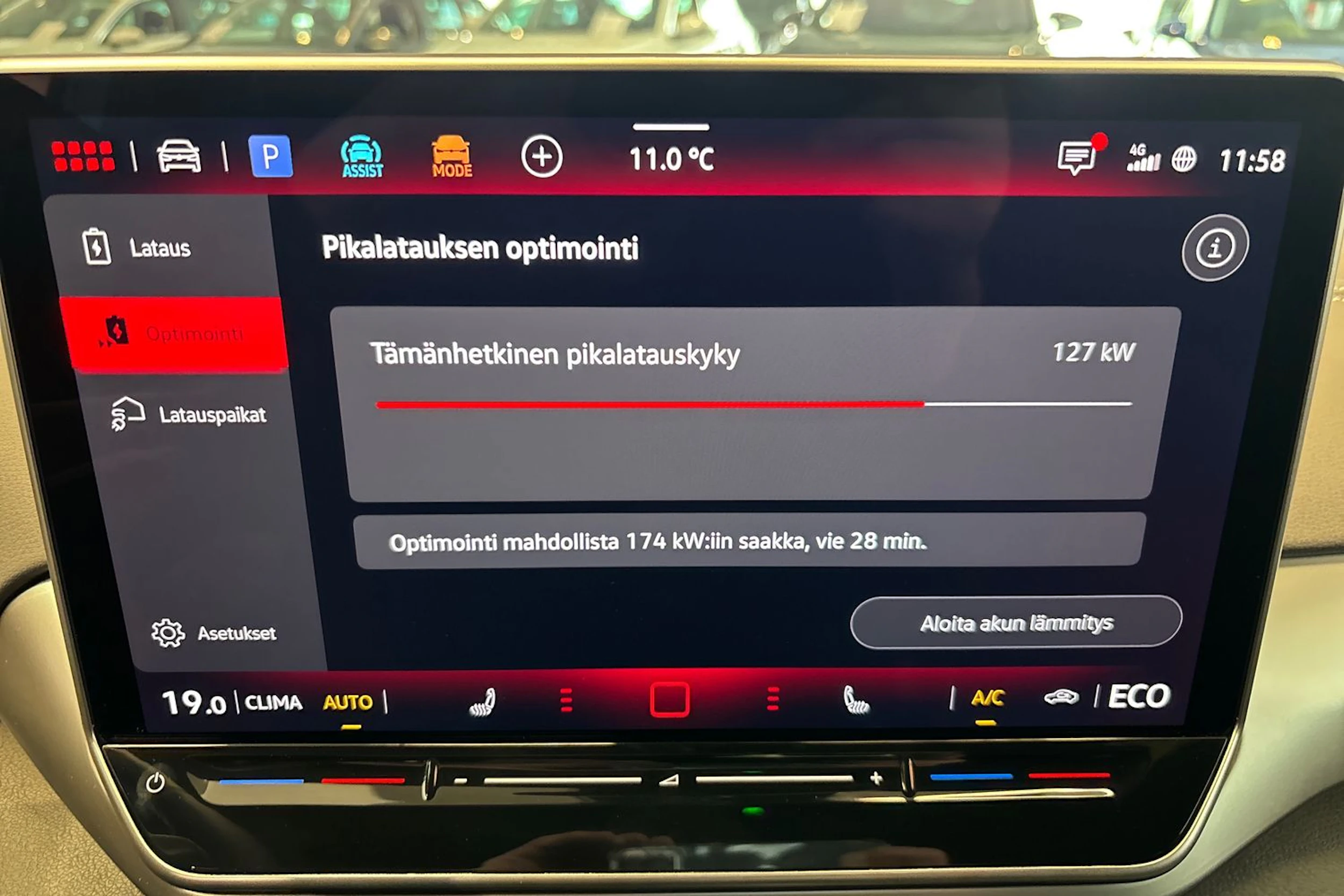 sininen Volkswagen ID.4 2026 kuva 15.