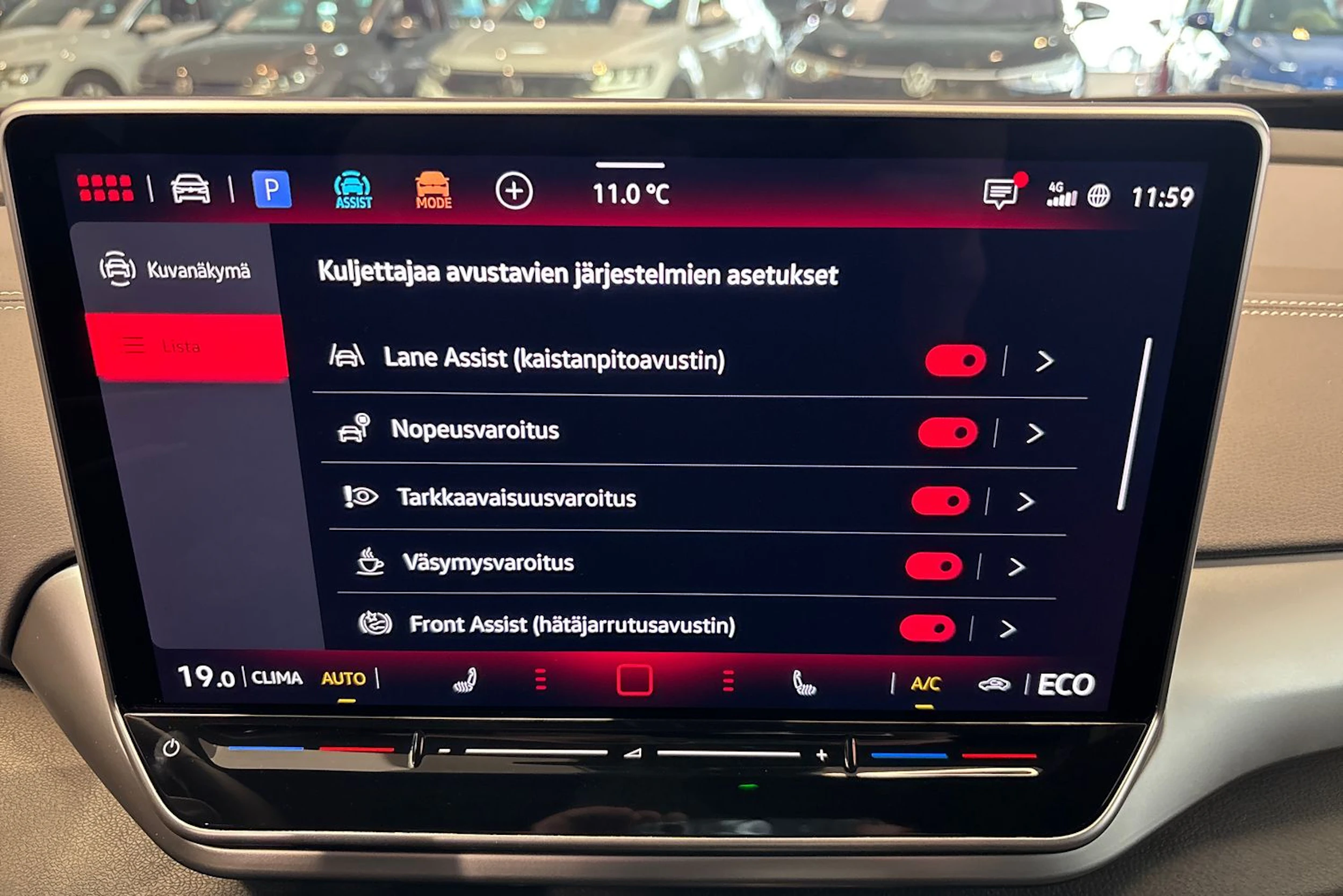 sininen Volkswagen ID.4 2026 kuva 18.