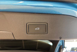 sininen Volkswagen ID.4 2026 kuva 36.