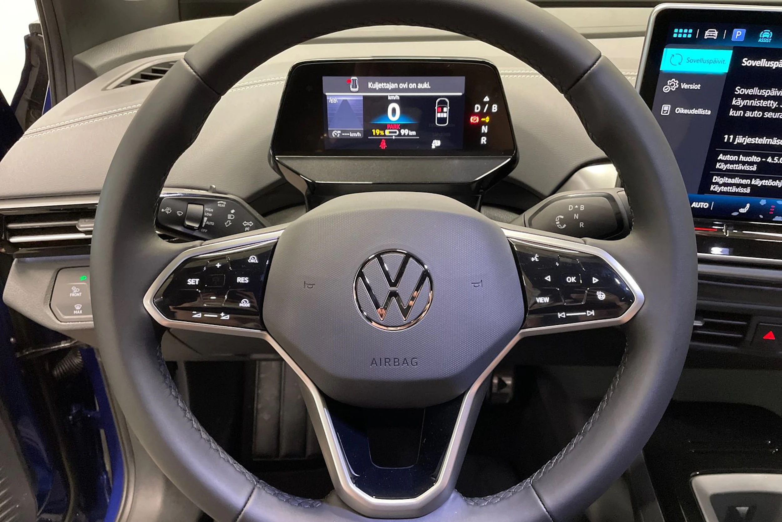 sininen Volkswagen ID.4 2026 kuva 15.