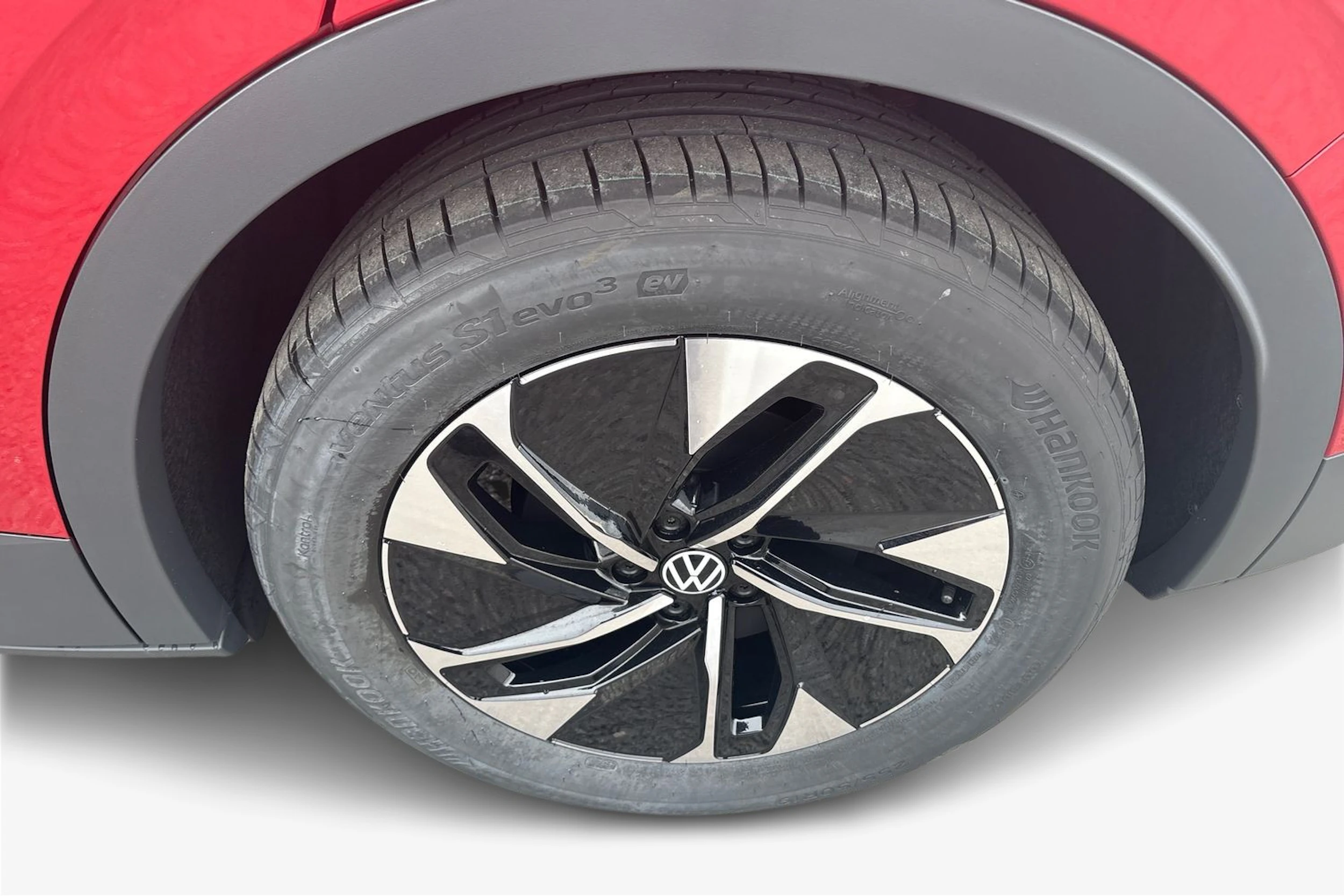 punainen Volkswagen ID.4 2026 kuva 9.
