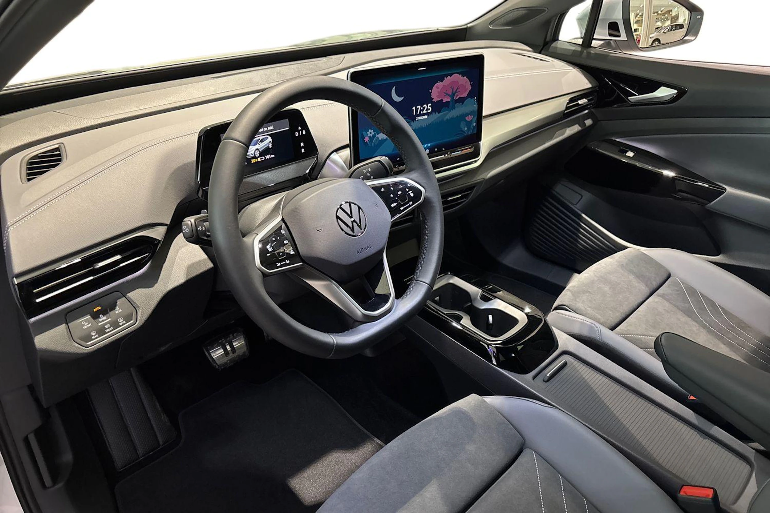 harmaa Volkswagen ID.4 2026 kuva 6.