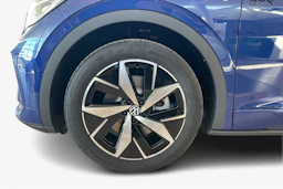 sininen Volkswagen ID.4 2026 kuva 9.