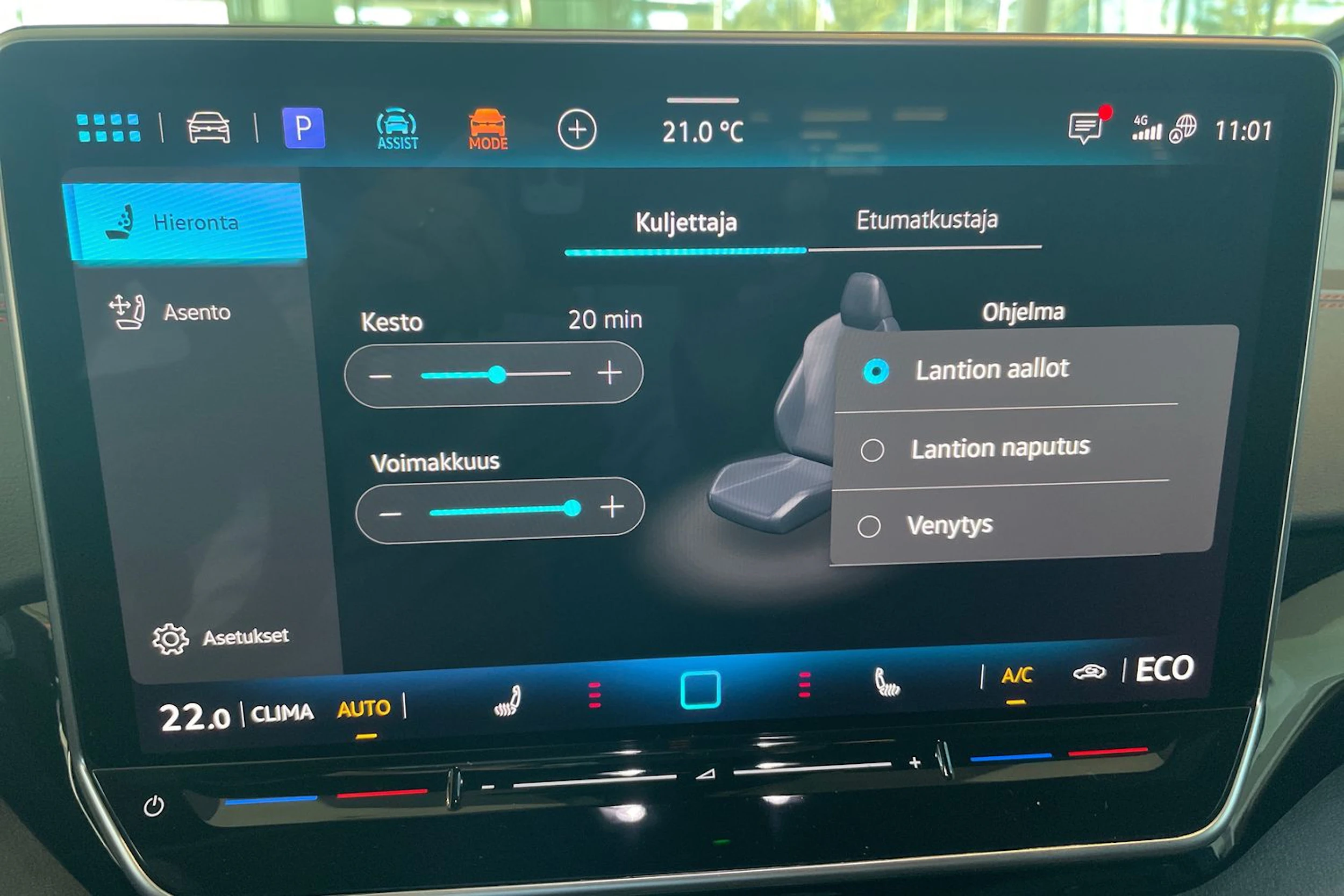 sininen Volkswagen ID.4 2026 kuva 19.