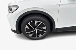 valkoinen Volkswagen ID.4 2026 kuva 9.