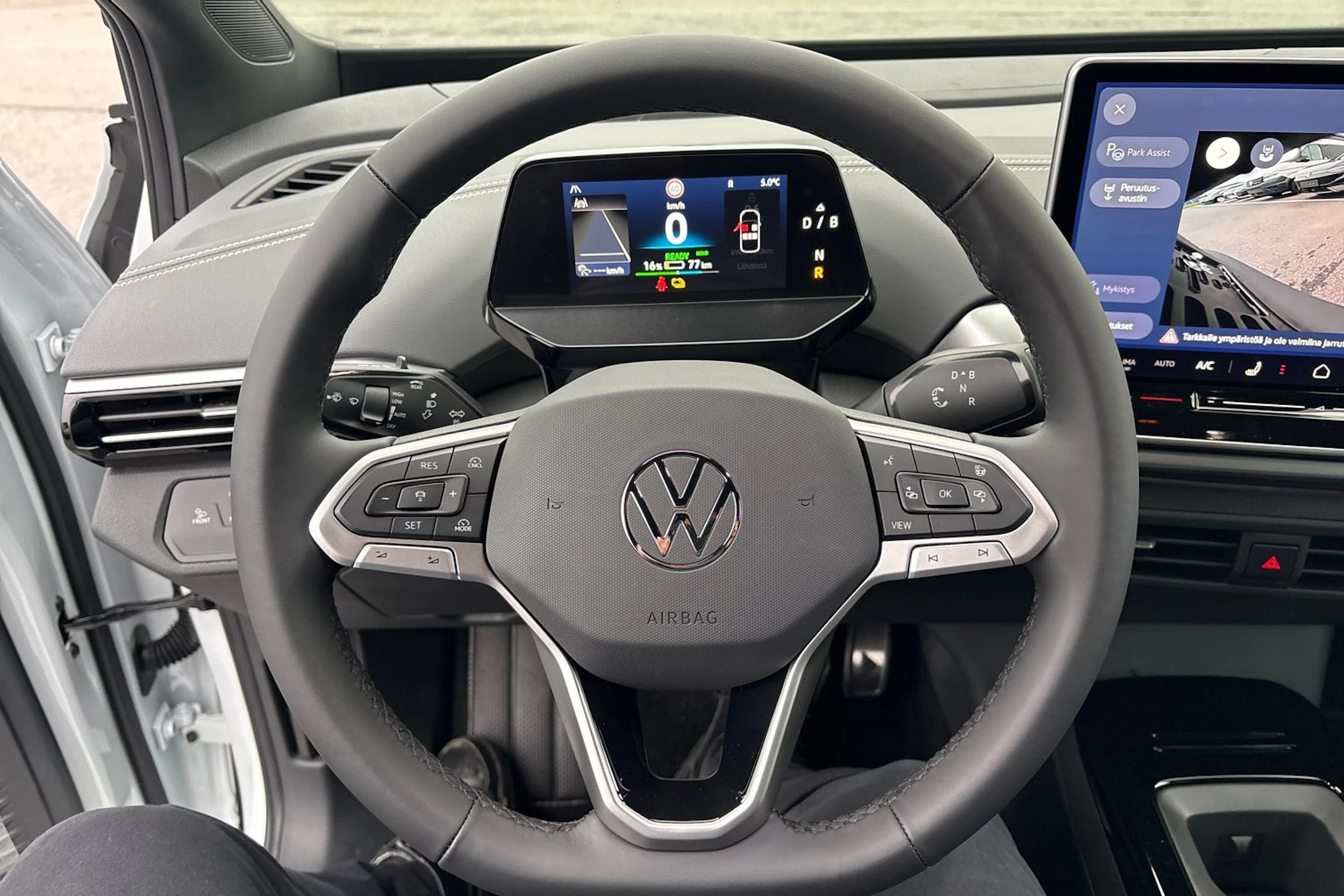 valkoinen Volkswagen ID.4 2026 kuva 14.