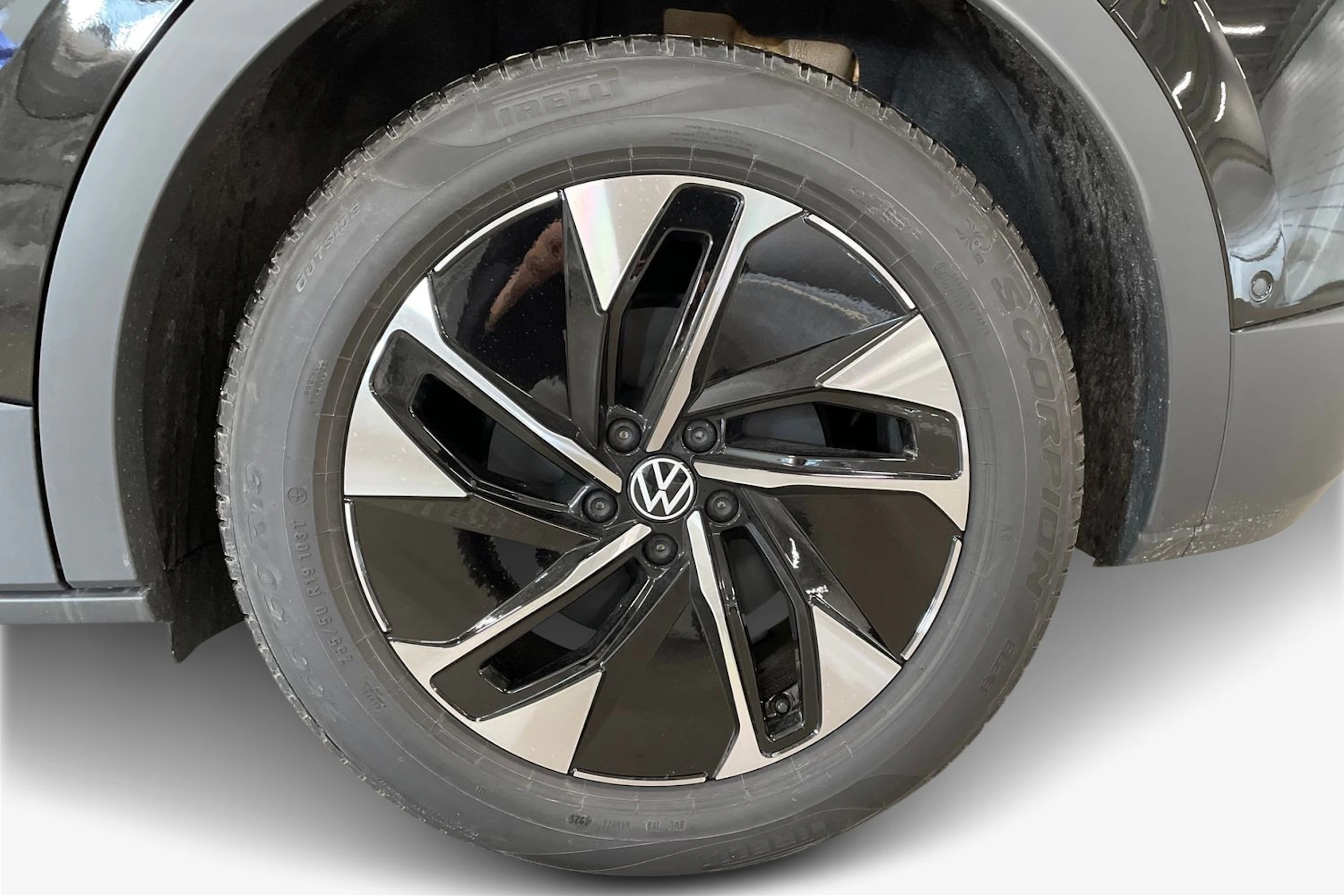 musta Volkswagen ID.4 2026 kuva 9.