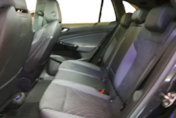 musta Volkswagen ID.4 2026 kuva 8.
