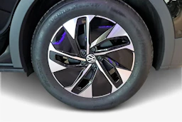 musta Volkswagen ID.4 2026 kuva 9.