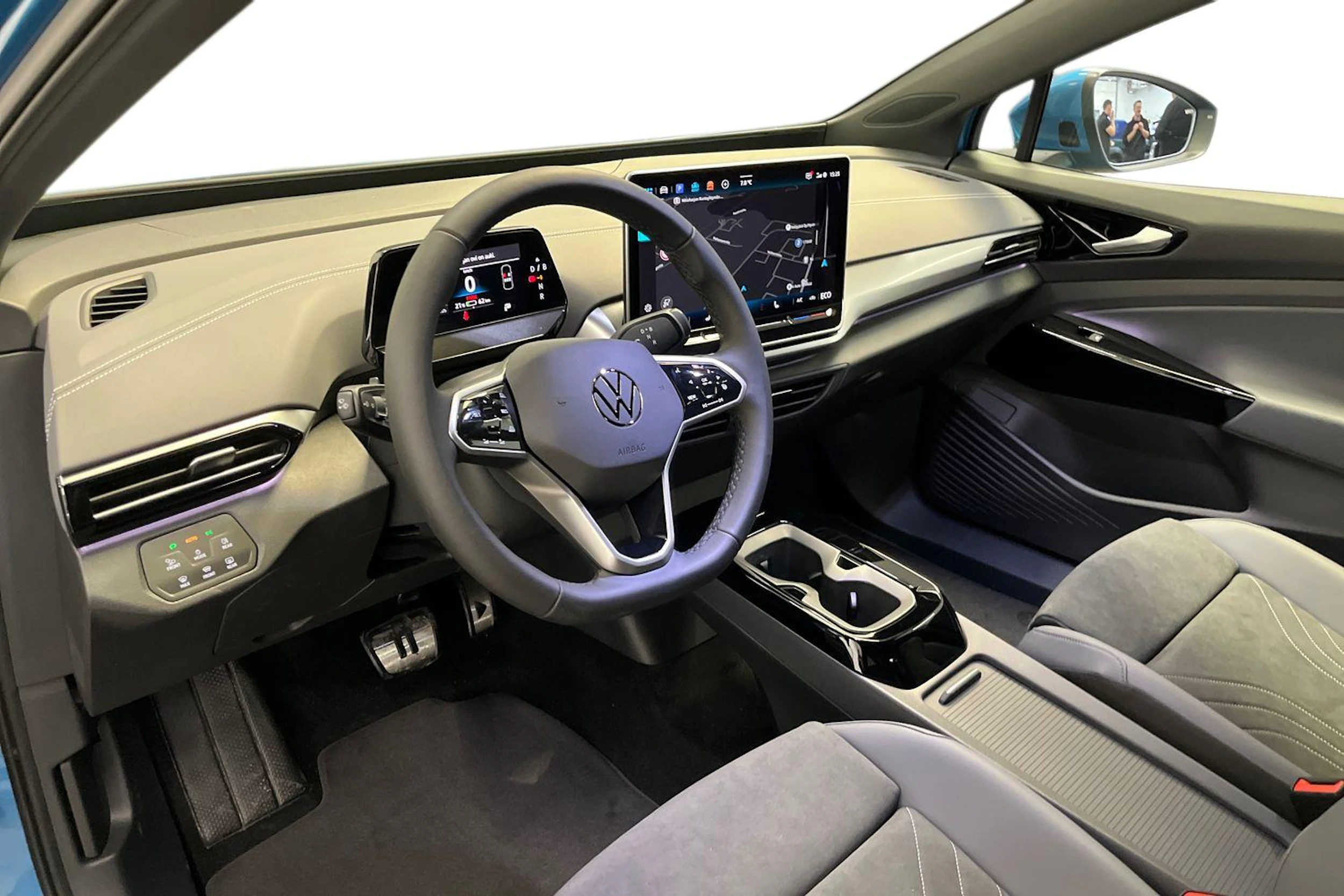 sininen Volkswagen ID.4 2026 kuva 6.