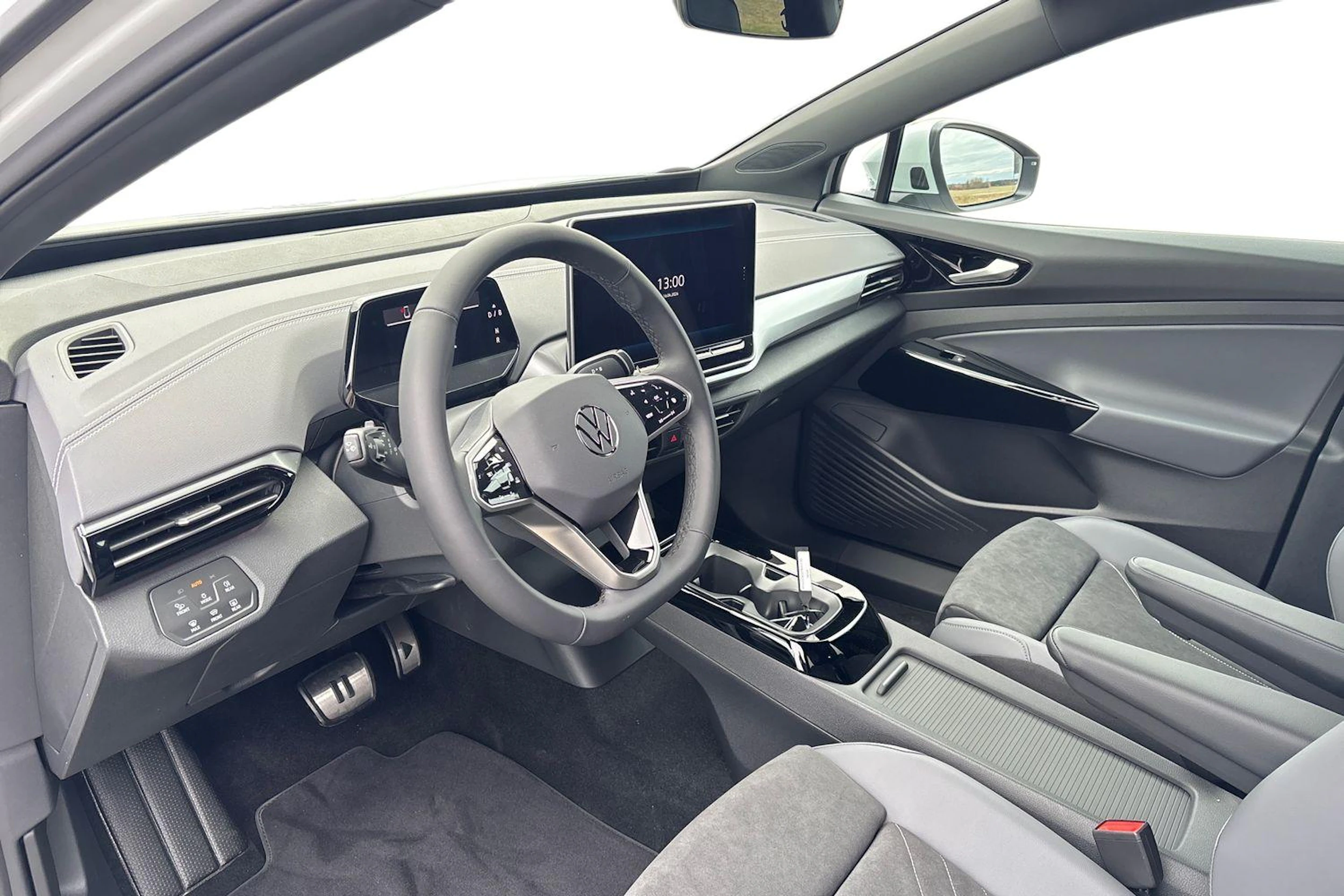 valkoinen Volkswagen ID.4 2026 kuva 6.