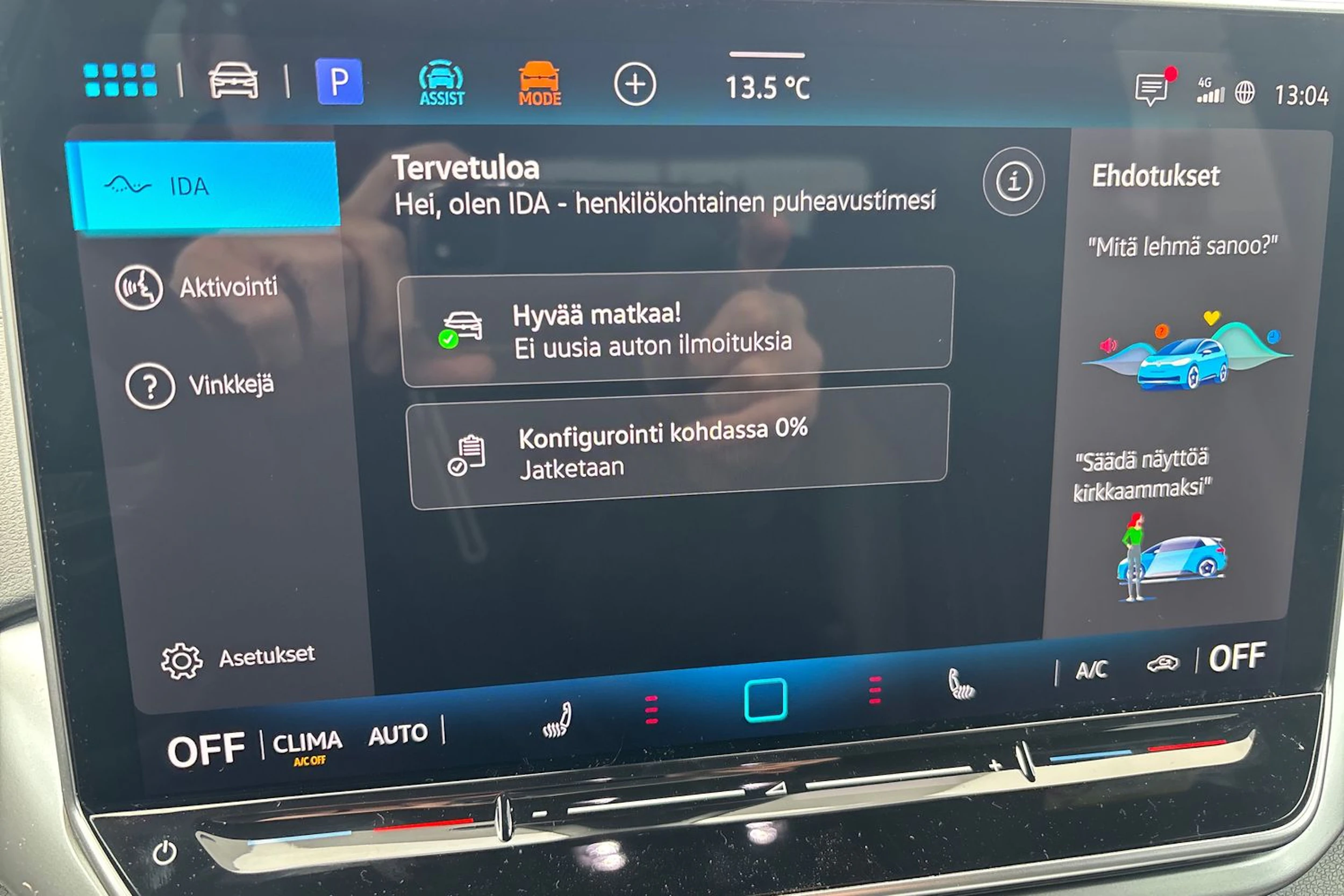 valkoinen Volkswagen ID.4 2026 kuva 21.
