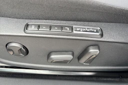 valkoinen Volkswagen ID.4 2026 kuva 26.