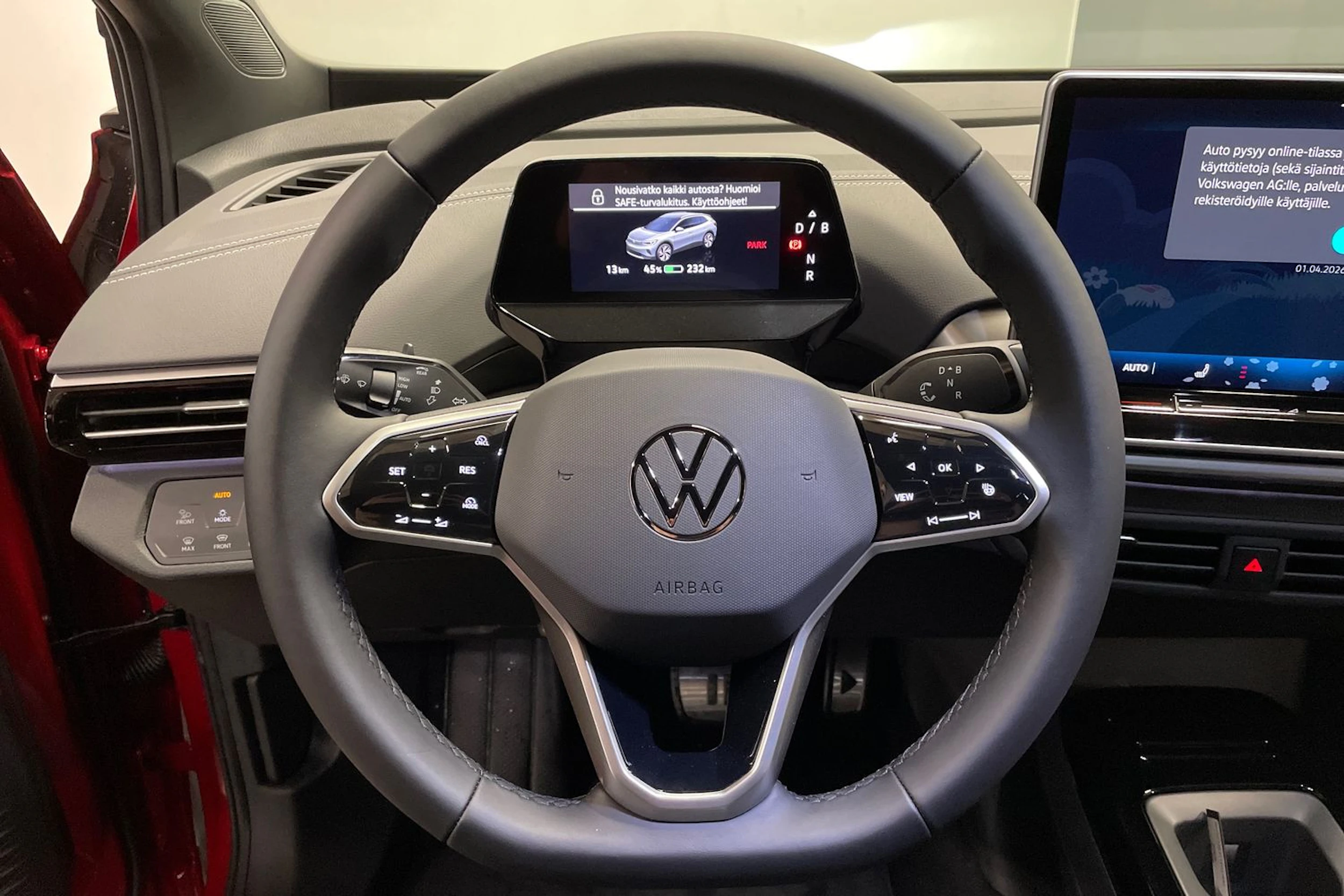 punainen Volkswagen ID.4 2026 kuva 11.
