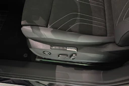 musta Volkswagen ID.4 2027 kuva 19.