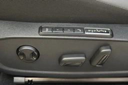musta Volkswagen ID.4 2027 kuva 12.