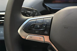 musta Volkswagen ID.4 2027 kuva 14.