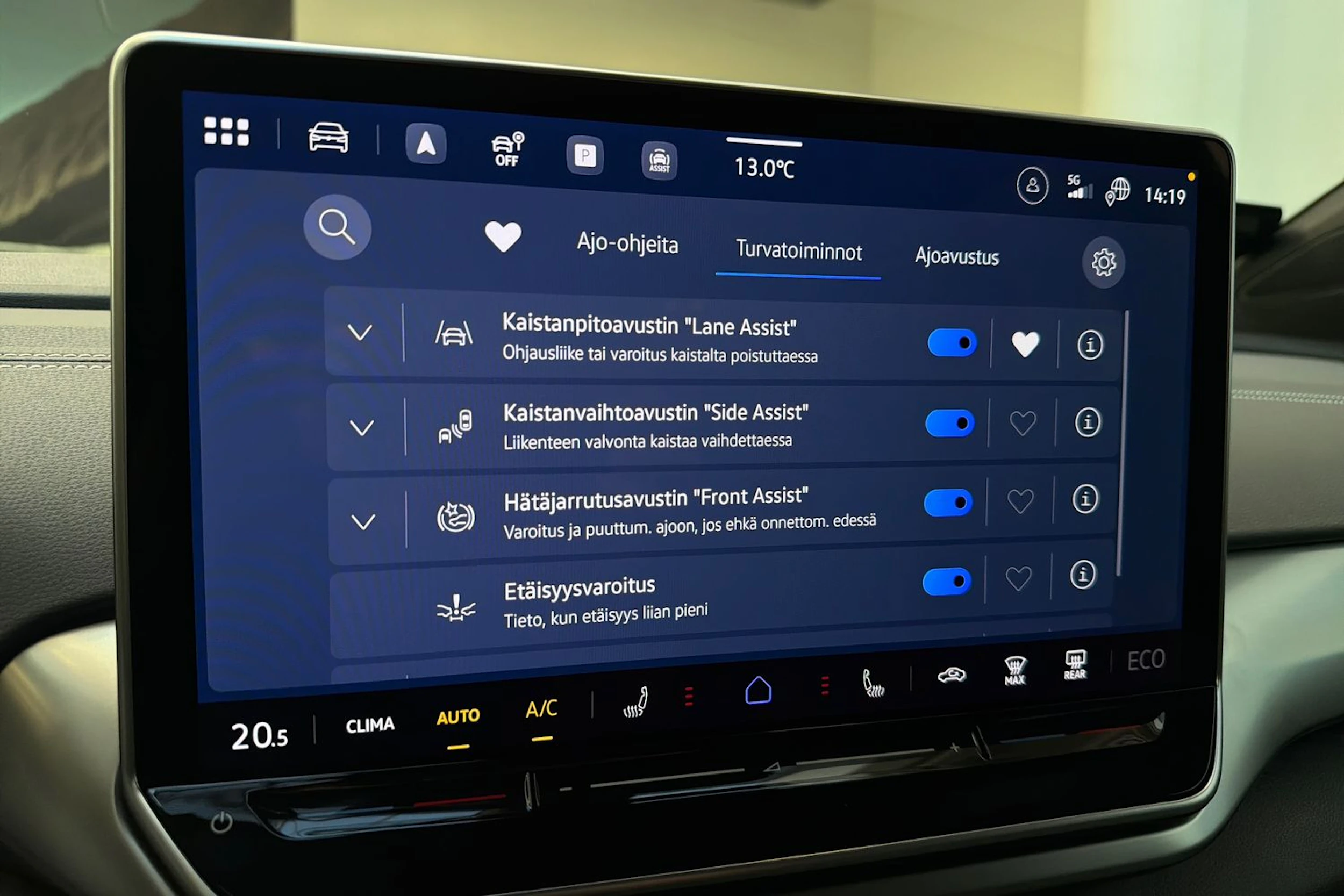 musta Volkswagen ID.4 2027 kuva 20.