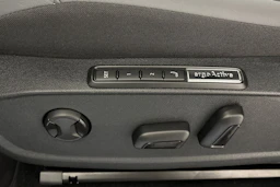met. harmaa Volkswagen ID.4 2027 kuva 12.