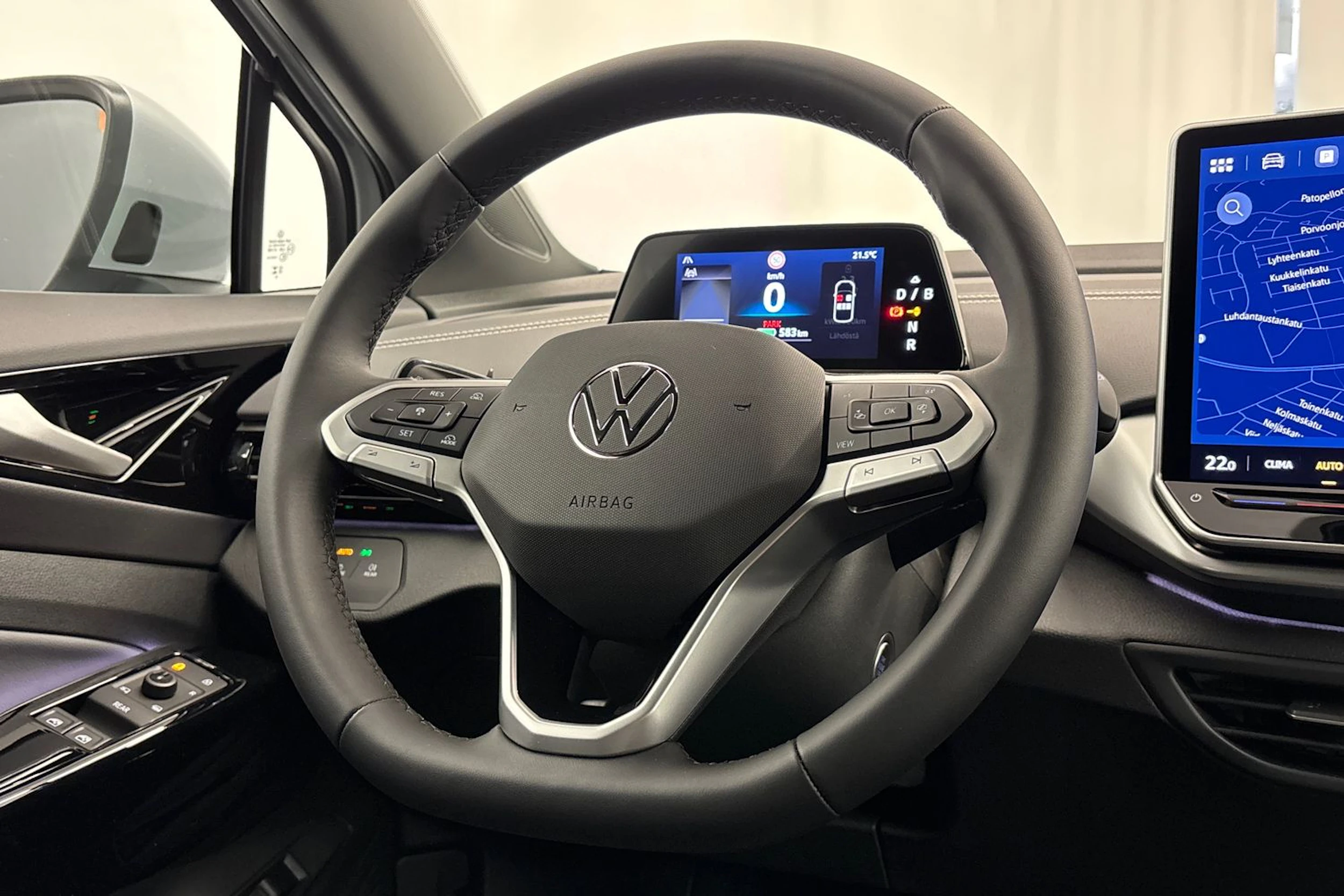 met. harmaa Volkswagen ID.4 2027 kuva 13.