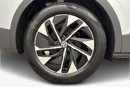 met. harmaa Volkswagen ID.4 2027 kuva 9.