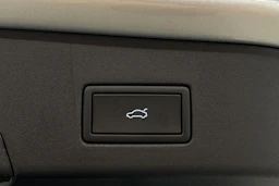 met. harmaa Volkswagen ID.4 2027 kuva 26.