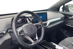 Musta Volkswagen ID.4 PRO 128 KW 2023 kuva 3.