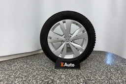 Musta Volkswagen ID.4 2023 kuva 13.