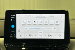 valkoinen Volkswagen ID.4 2022 kuva 20.