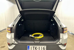 valkoinen Volkswagen ID.4 2022 kuva 27.
