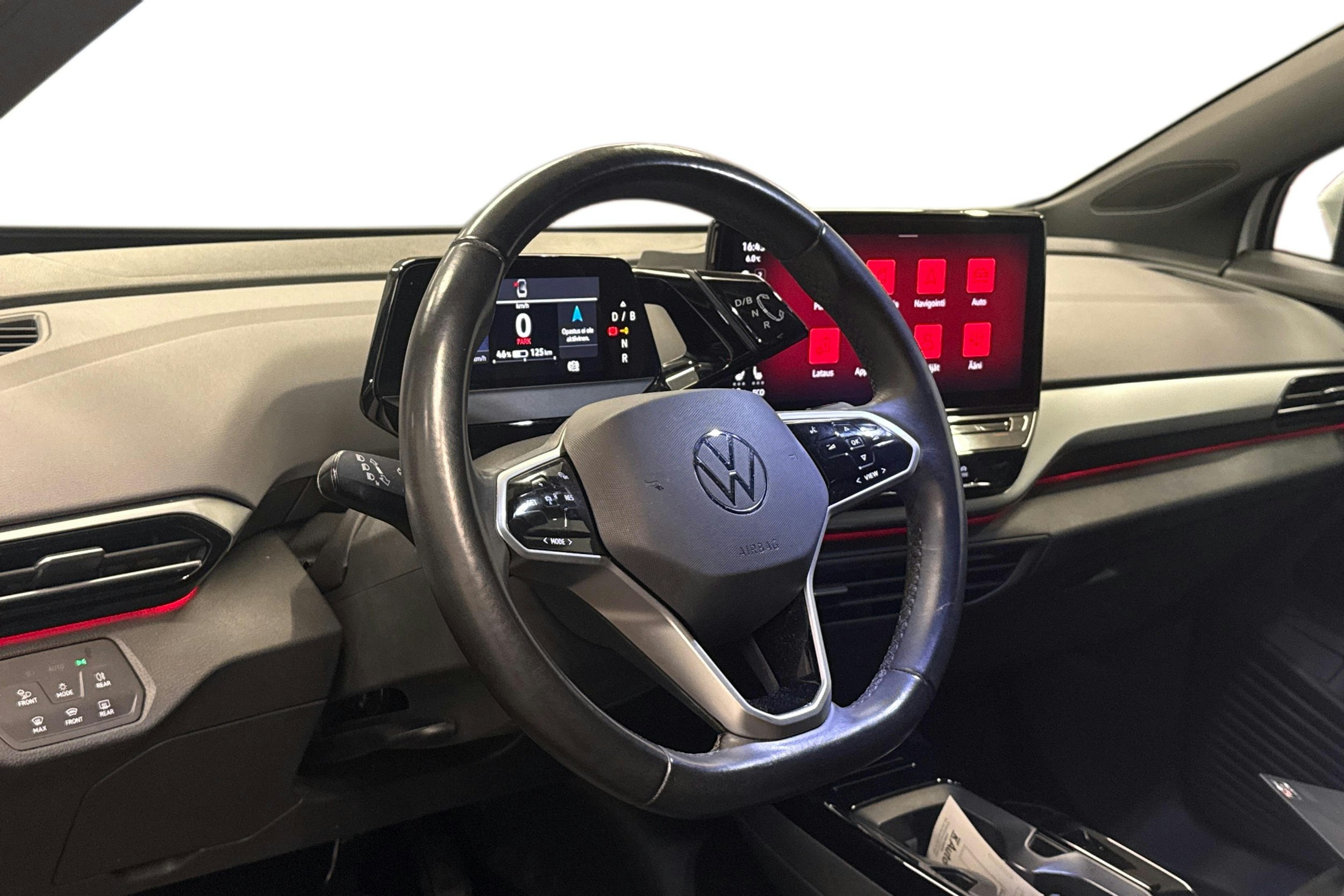 valkoinen Volkswagen ID.5 2022 kuva 3.