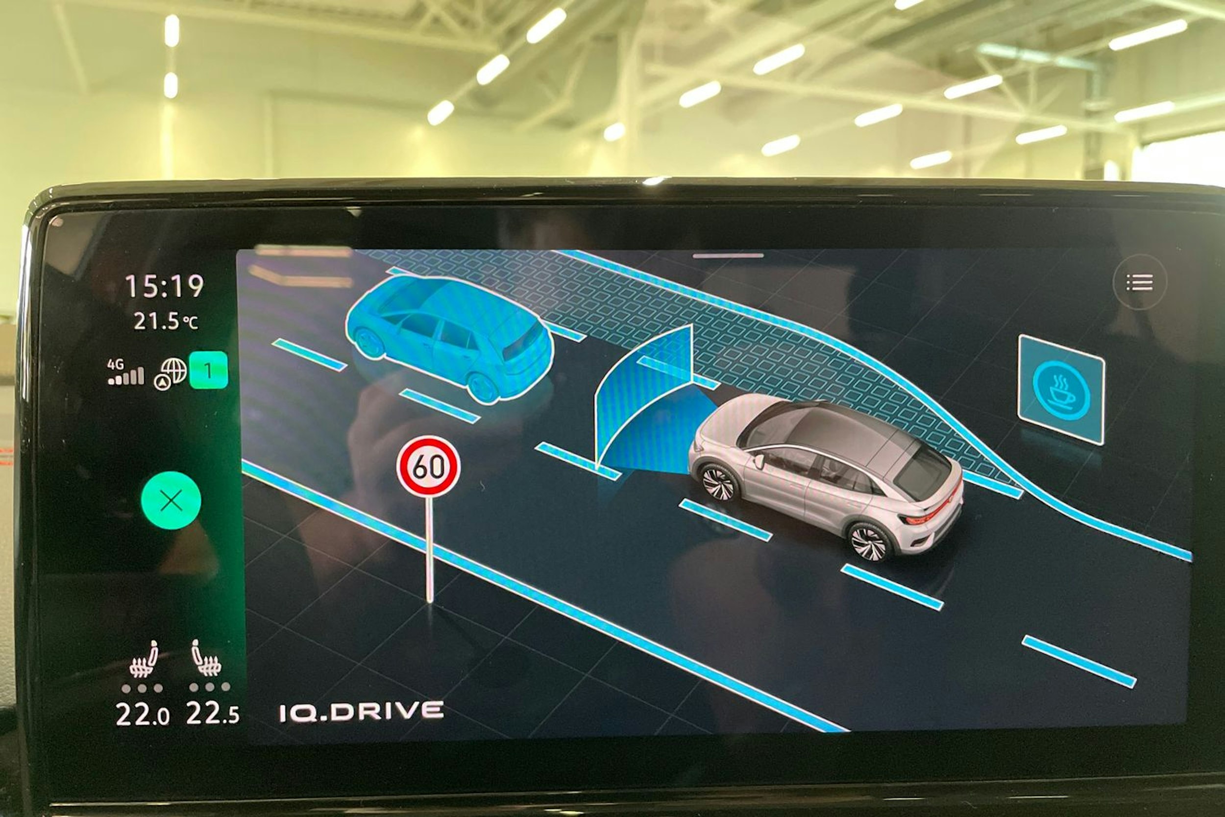 punainen Volkswagen ID.5 2022 kuva 28.