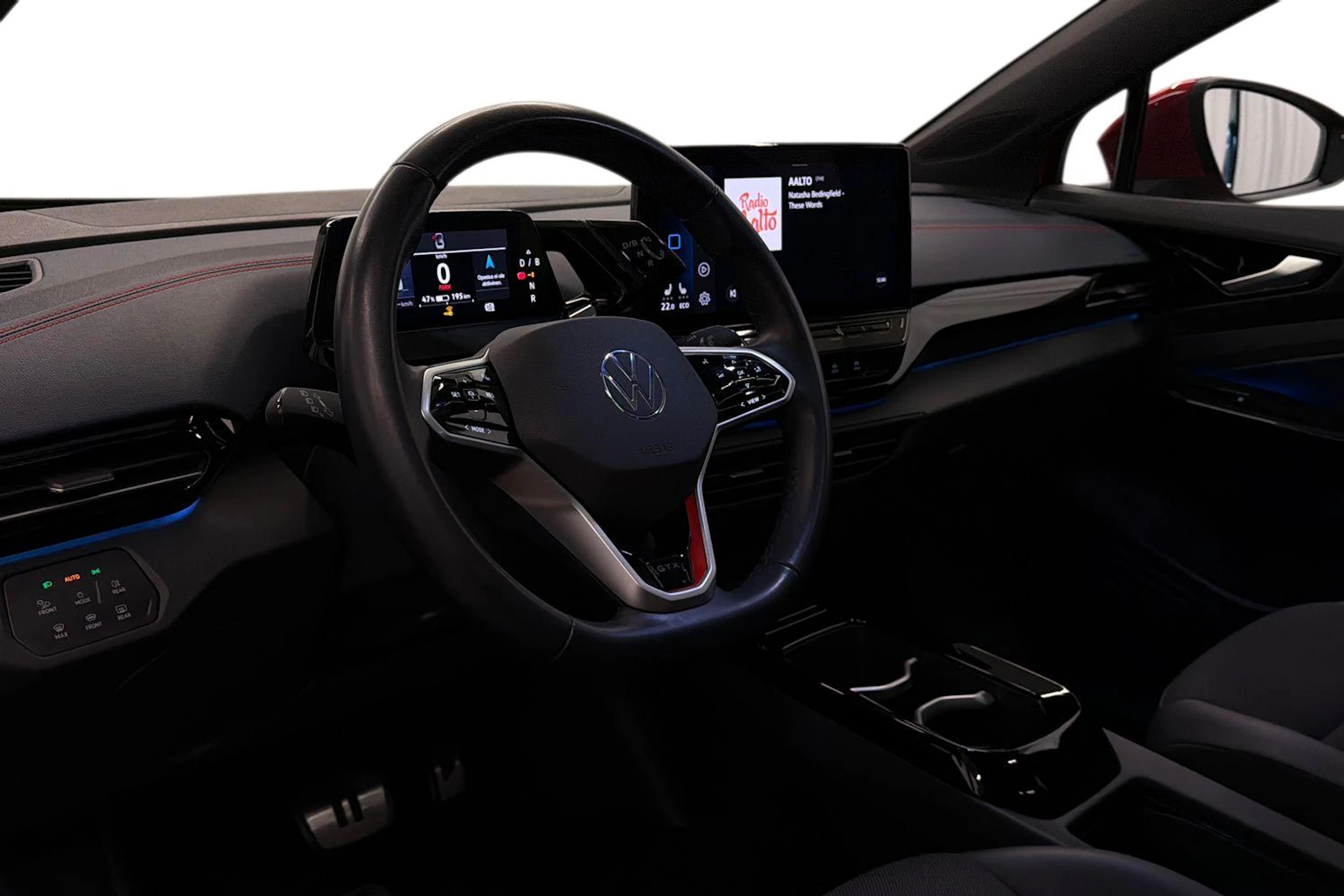 punainen Volkswagen ID.5 2022 kuva 6.