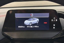 punainen Volkswagen ID.5 2022 kuva 12.