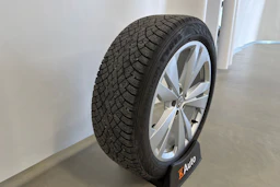 punainen Volkswagen ID.5 2022 kuva 27.