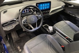 sininen Volkswagen ID.5 2022 kuva 7.