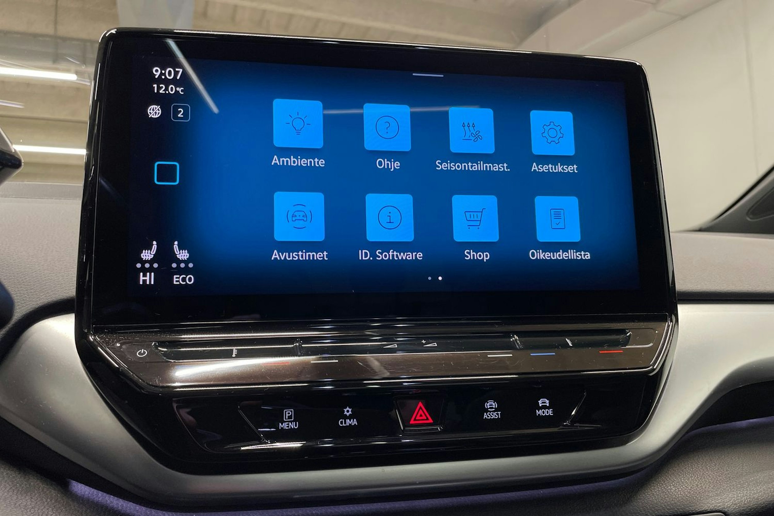 sininen Volkswagen ID.5 2022 kuva 17.