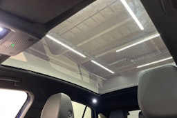 sininen Volkswagen ID.5 2022 kuva 23.