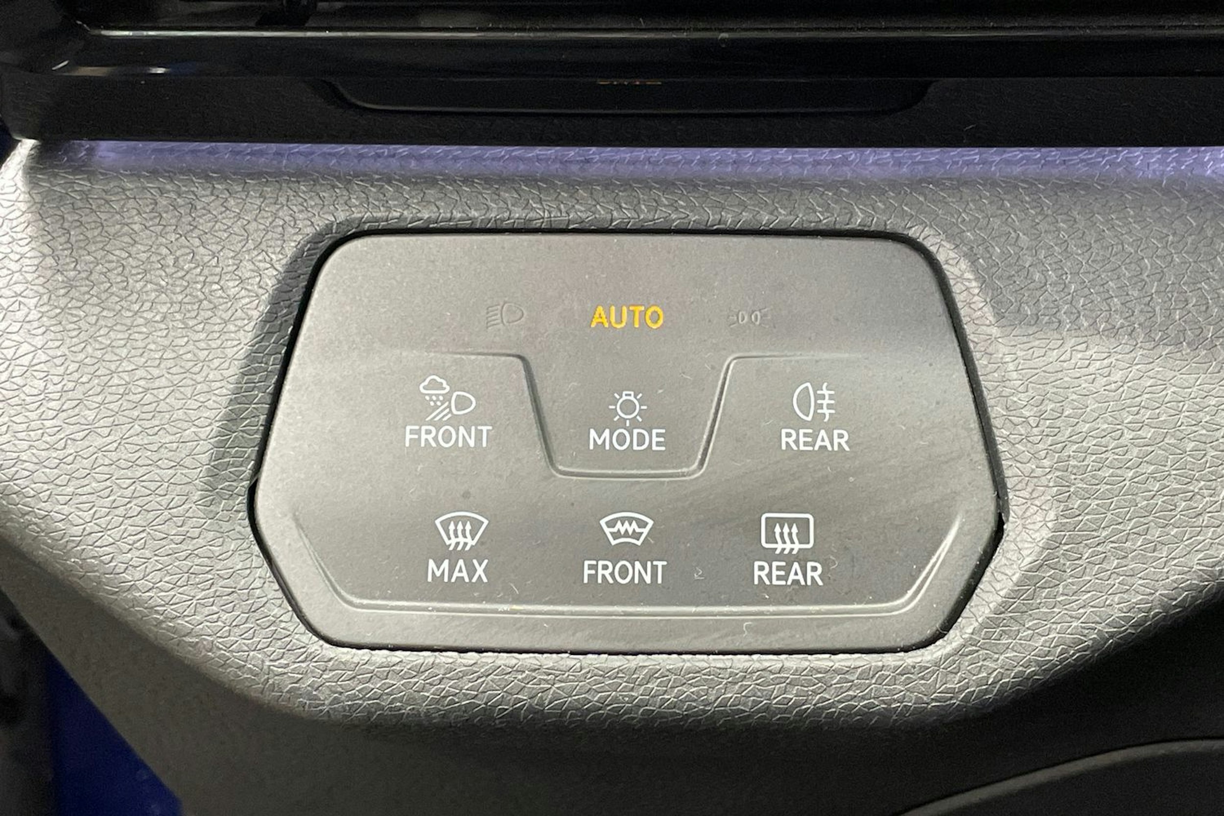 sininen Volkswagen ID.5 2022 kuva 24.