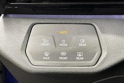 sininen Volkswagen ID.5 2022 kuva 24.