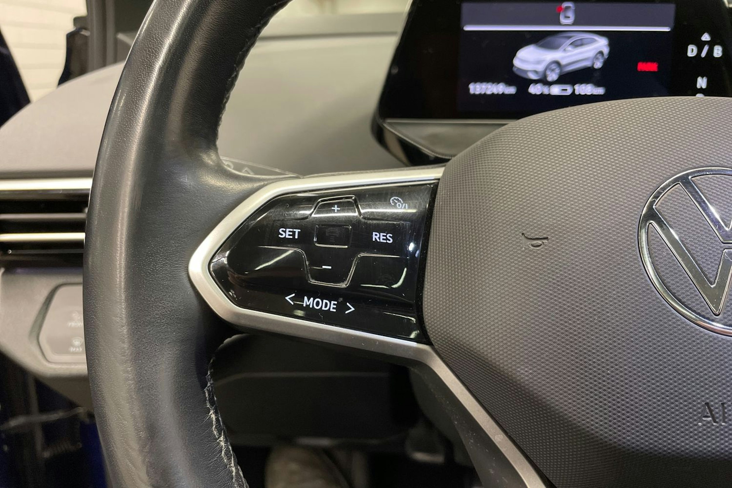 sininen Volkswagen ID.5 2022 kuva 25.