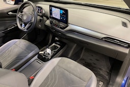 sininen Volkswagen ID.5 2022 kuva 29.