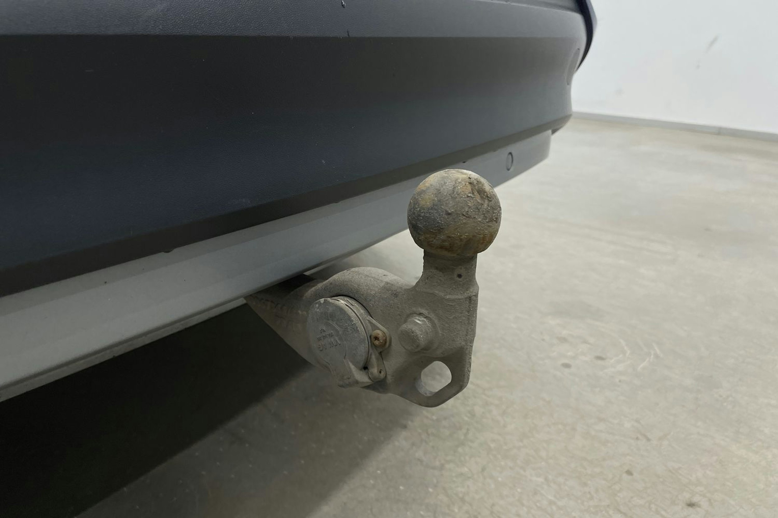 sininen Volkswagen ID.5 2022 kuva 30.