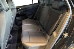 Valkoinen Volkswagen ID.5 2022 kuva 10.