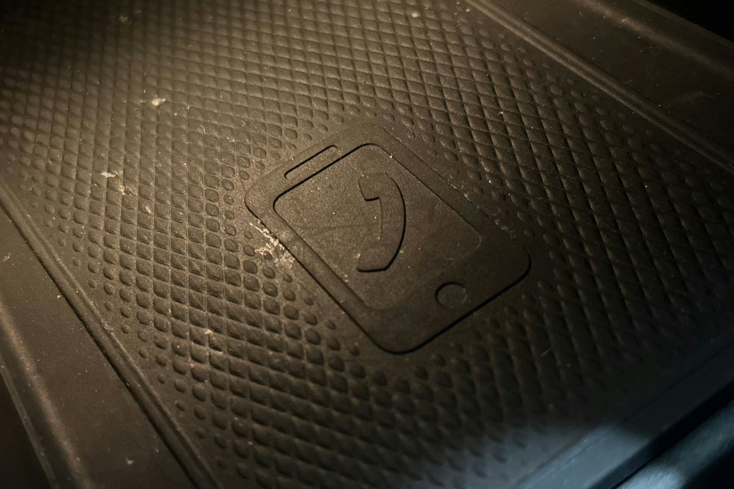 valkoinen Volkswagen ID.5 2022 kuva 19.