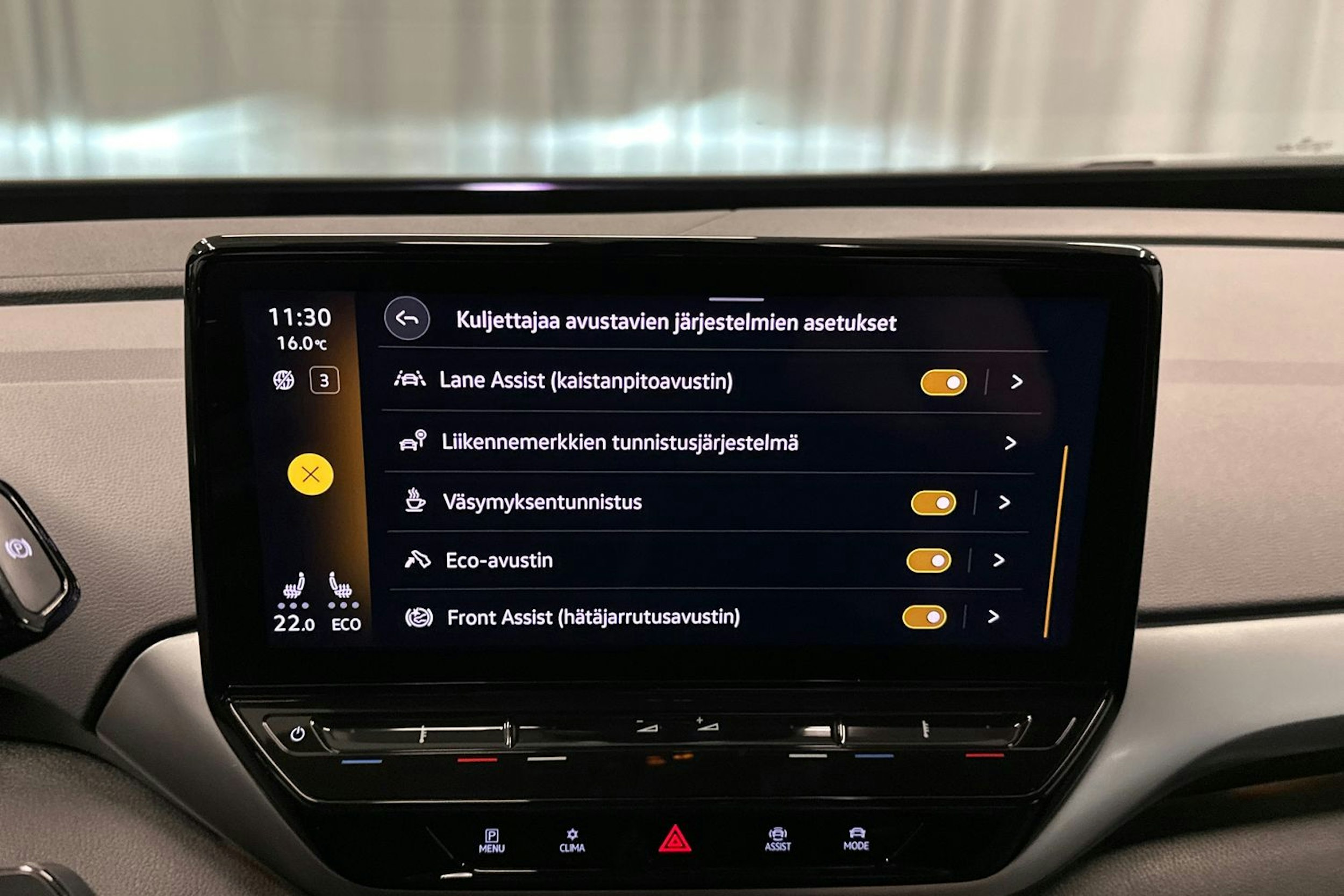 valkoinen Volkswagen ID.5 2022 kuva 25.