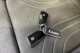 punainen Volkswagen ID.5 2022 kuva 33.